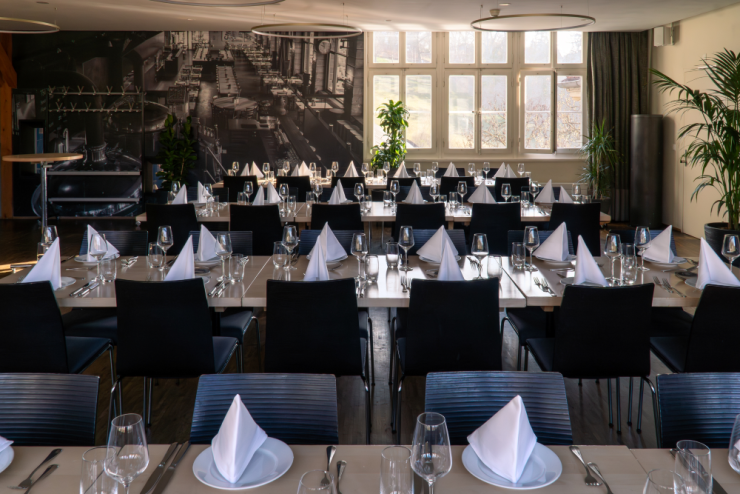 Saal aufgedeckt für ein Bankett