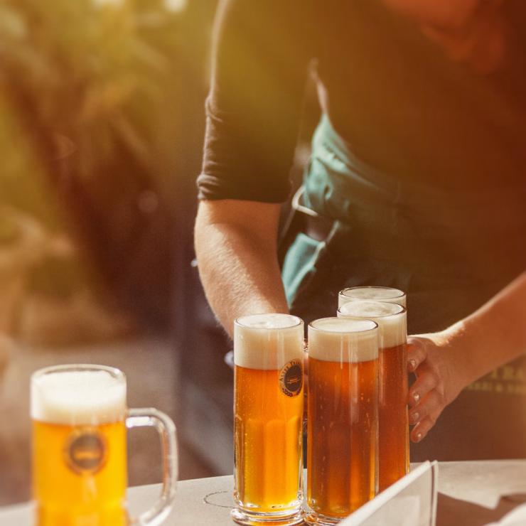 Verschiedene Biere auf dem Tisch